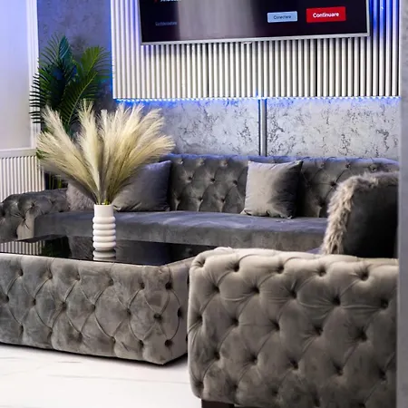 Rt Luxury Royal Lägenhet